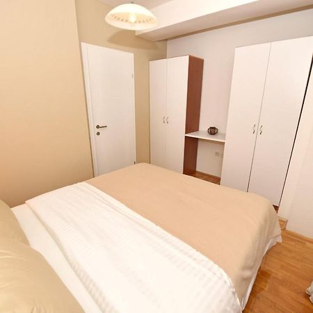 Si Apartments Ohrid With Free Parking Exterior photo
