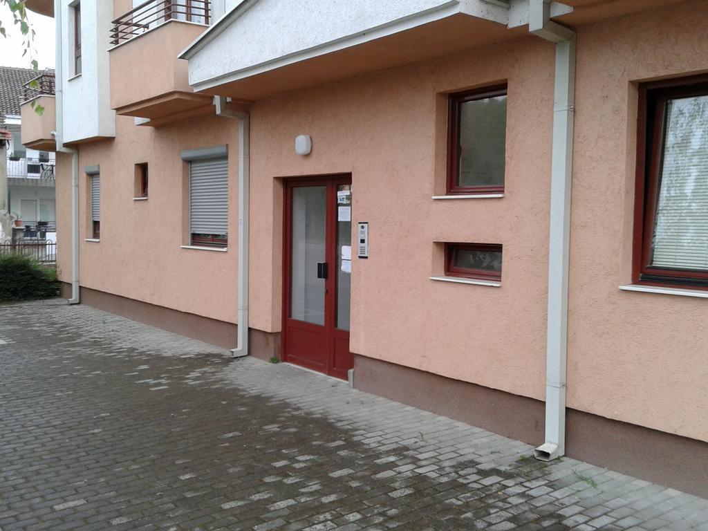 Si Apartments Ohrid With Free Parking Room photo